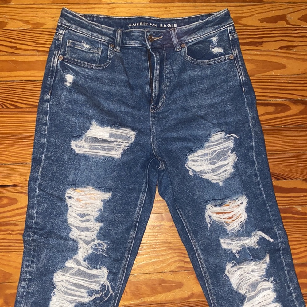 American Eagle mom jeans - Picture 2 of 5